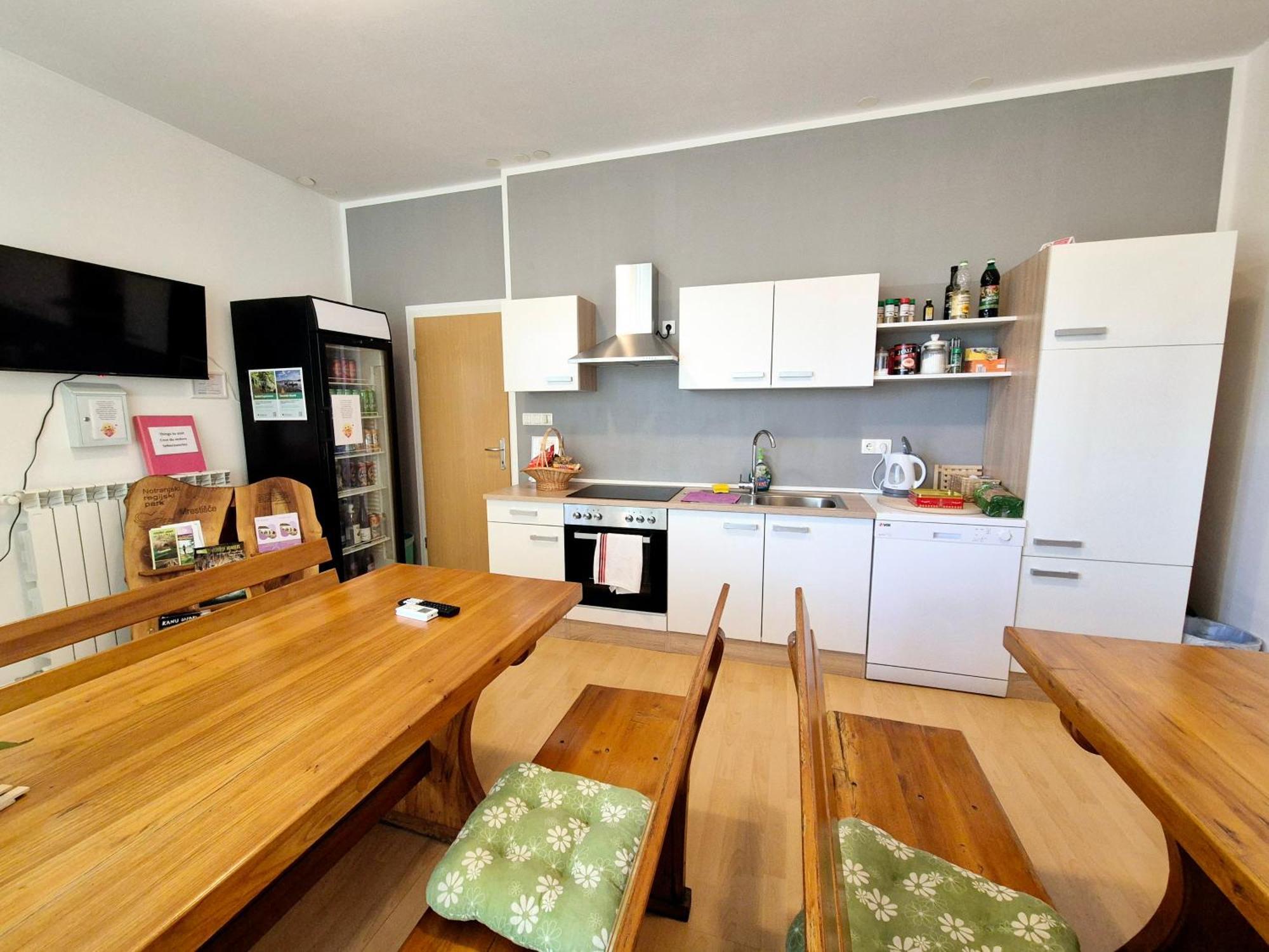 Apartments Furman - Self Check-In Rakek Exteriör bild